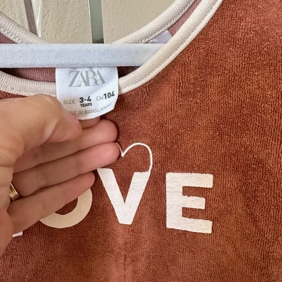 Beautiful ZARA 2 Piece Outfit - Picture 4 of 6